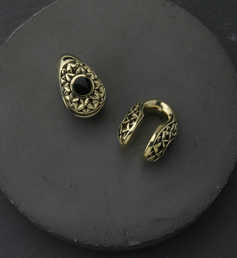 Crux Black Resin Keyhole Brass Ear Weights - Image 2
