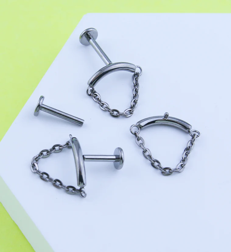 Curved Bar Dangle Chain Titanium Internally Threaded Labret - Image 2