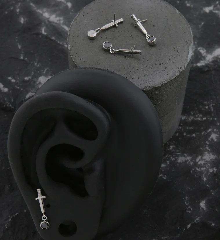 Dagger Dangle Black CZ Threadless Top - Image 2