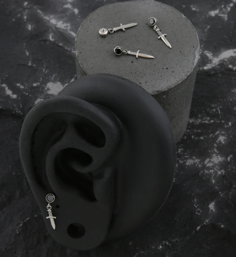 Dangle Dagger Black CZ Internally Threaded Top - Image 2