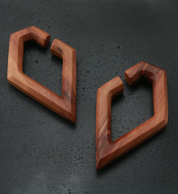 Deco Saba Wooden Hangers - Image 2