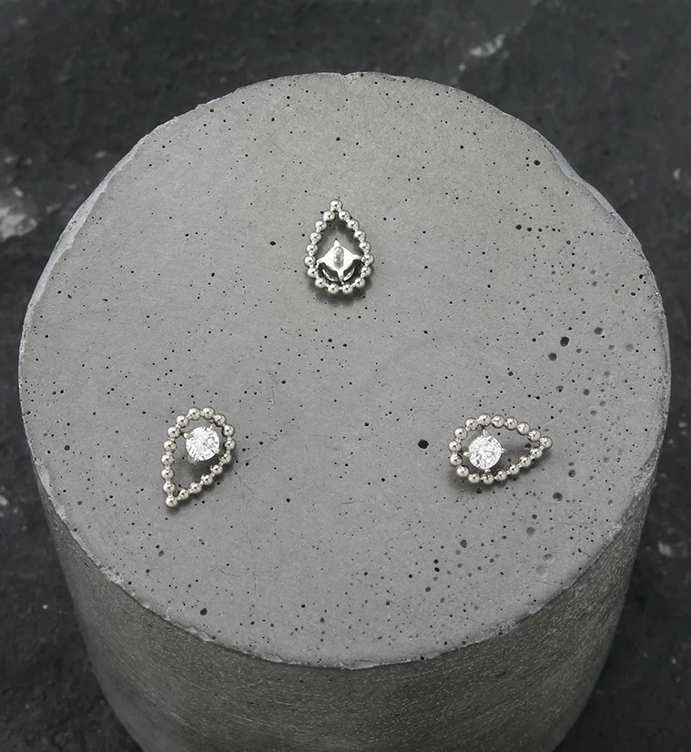 Droplet CZ Internally Threaded Titanium Top - Image 2