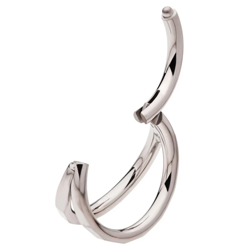 Double Crinkle Titanium Hinged Segment Ring - Image 3