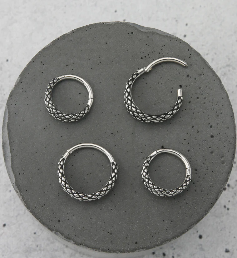 Double Scales Hinged Segment Ring - Image 2