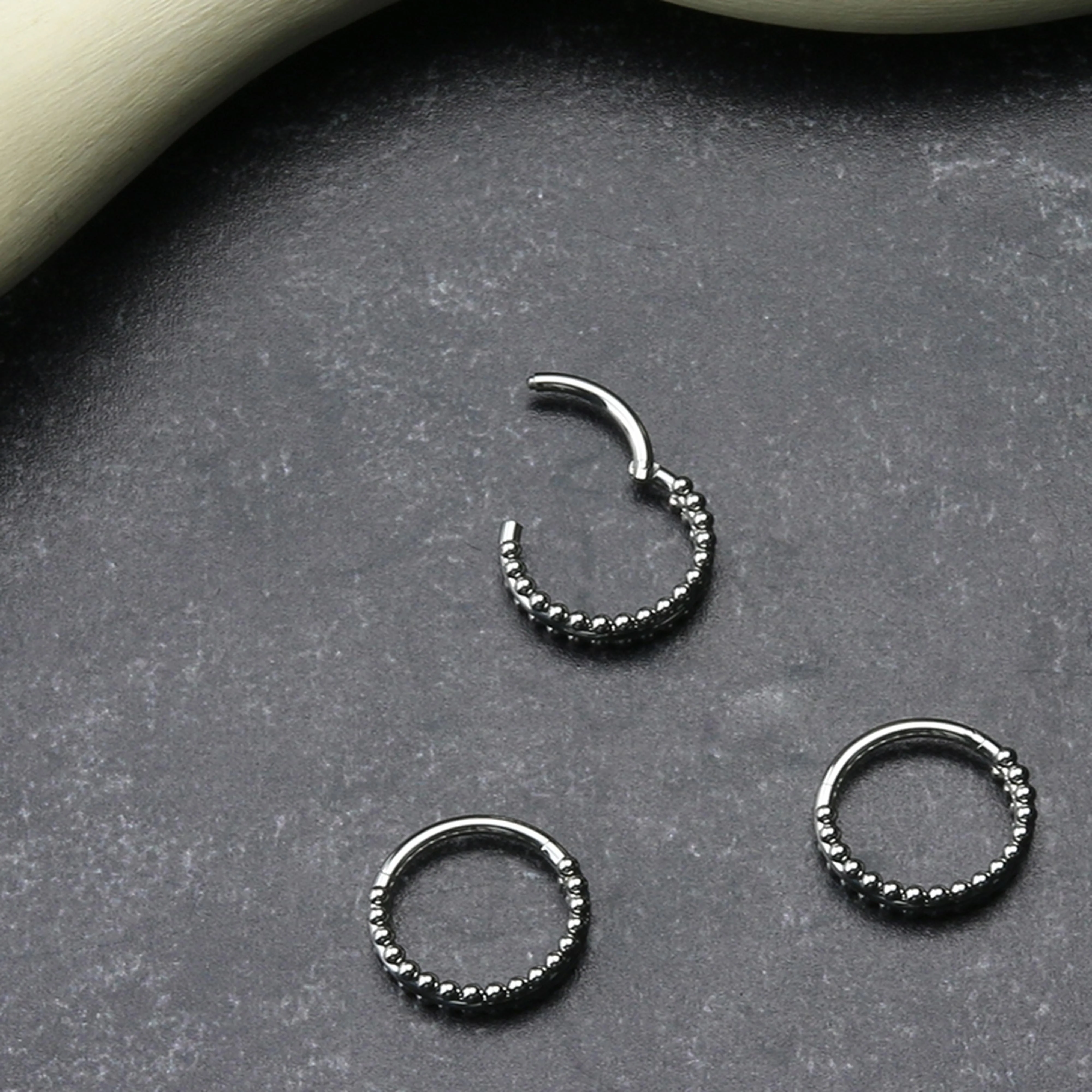 Double Sided Bead Hinged Segment Ring - Image 3