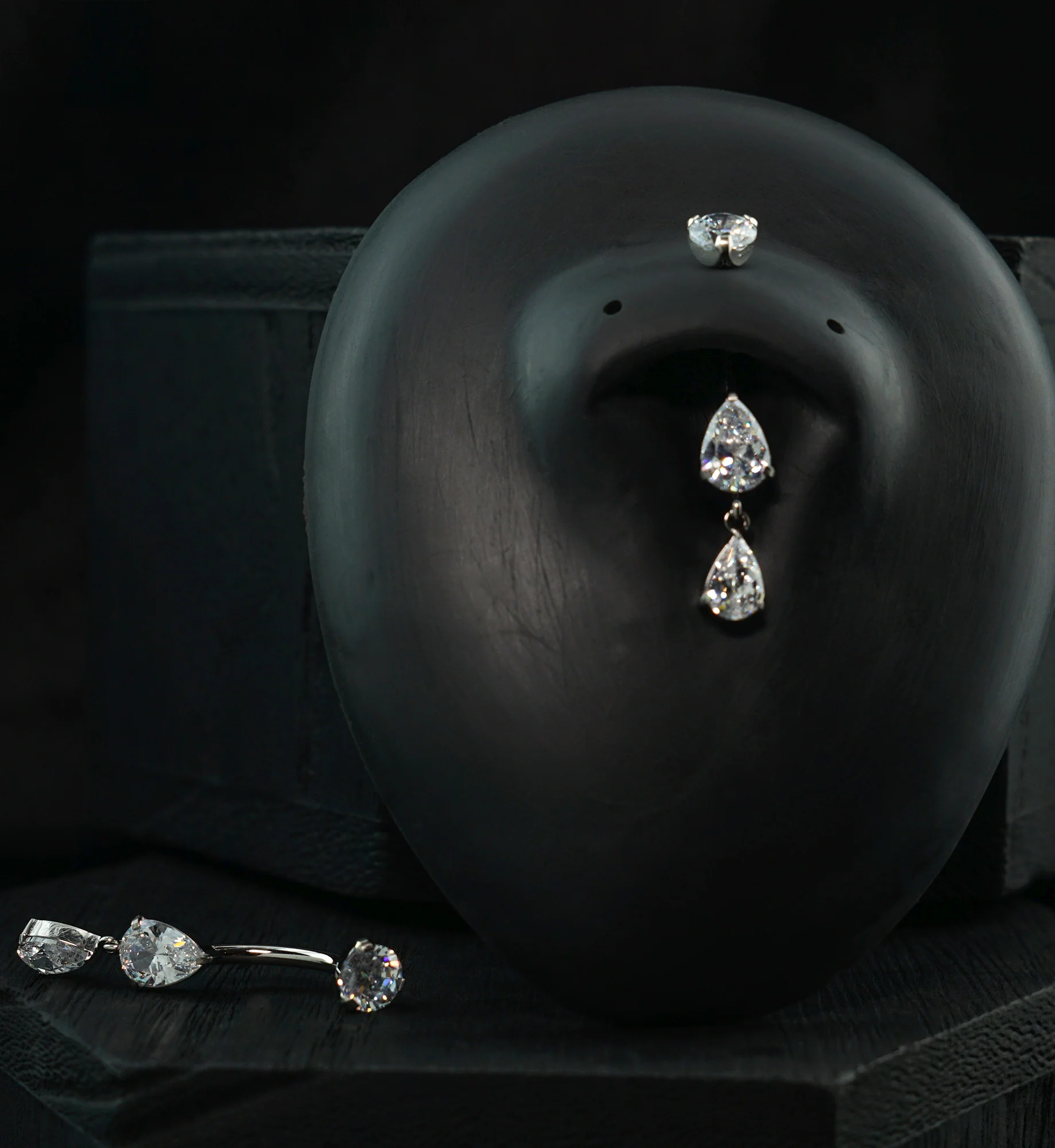 Double Teardrop Clear CZ Dangle Titanium Internally Threaded Belly Button Ring - Image 2