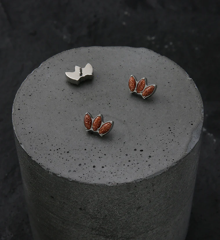 Empress Triple Faux Goldstone Stone Internally Threaded Titanium Top - Image 2