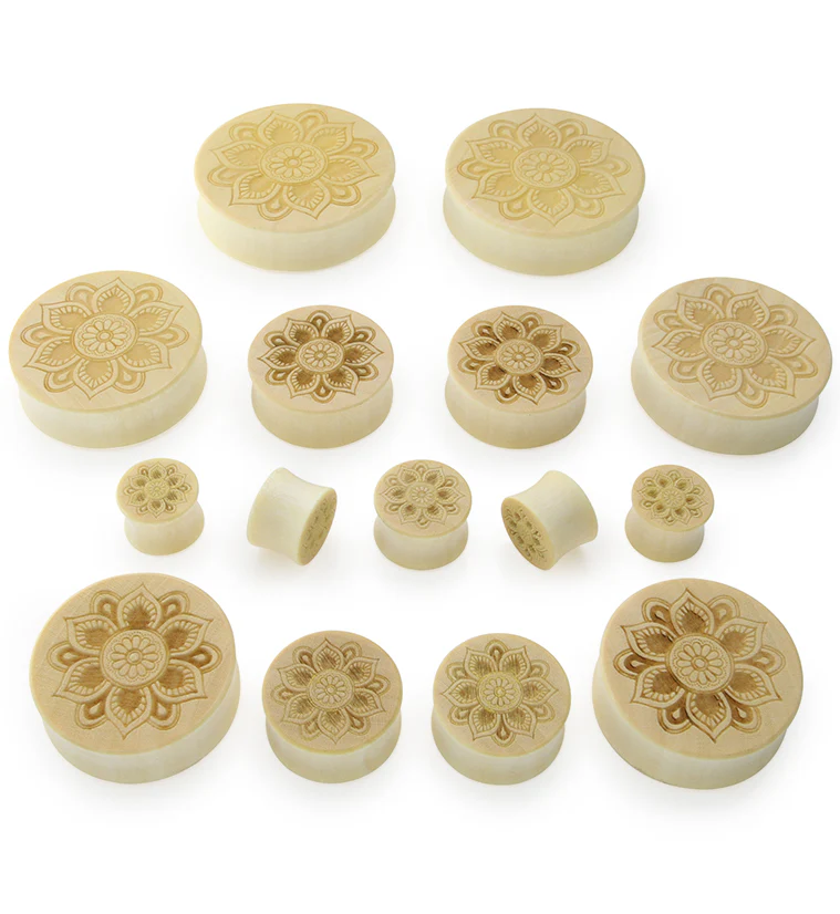 Engraved Mandala Flower Crocodile Wood Plugs - Image 3