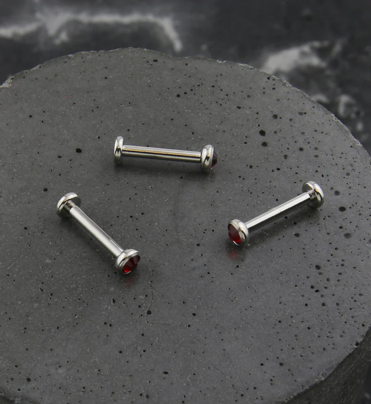 Flat Bezel Red CZ Internally Threaded Titanium Labret - Image 2