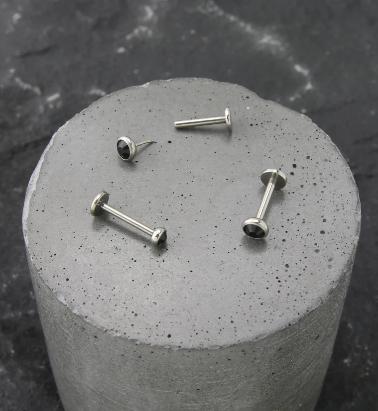 Flat Black CZ Titanium Threadless Labret - Image 2