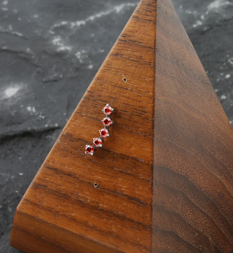 Flex Red CZ Threadless Titanium Top - Image 2