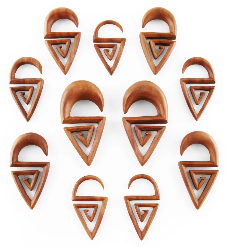 Fling Wooden Spiral Hangers - Image 3