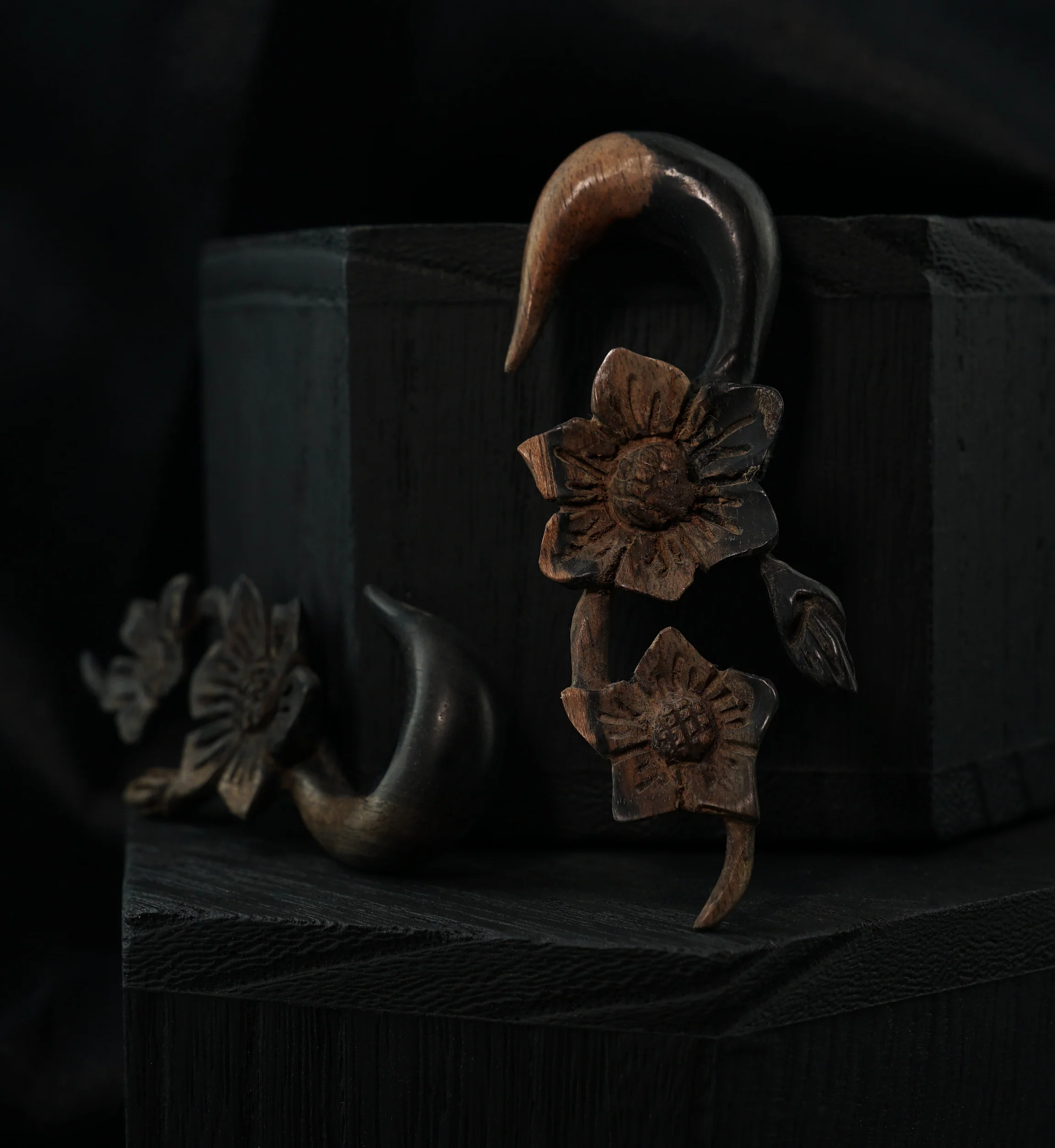 Flower Patch Areng Wood Hangers - Image 2