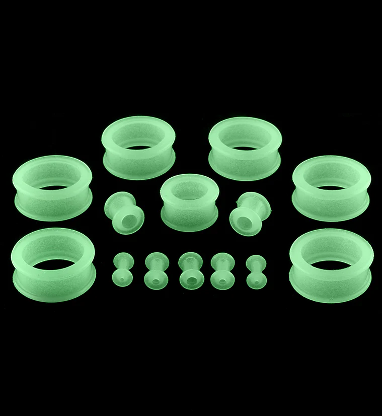 Glow In The Dark Green Silicone Tunnels - Image 5