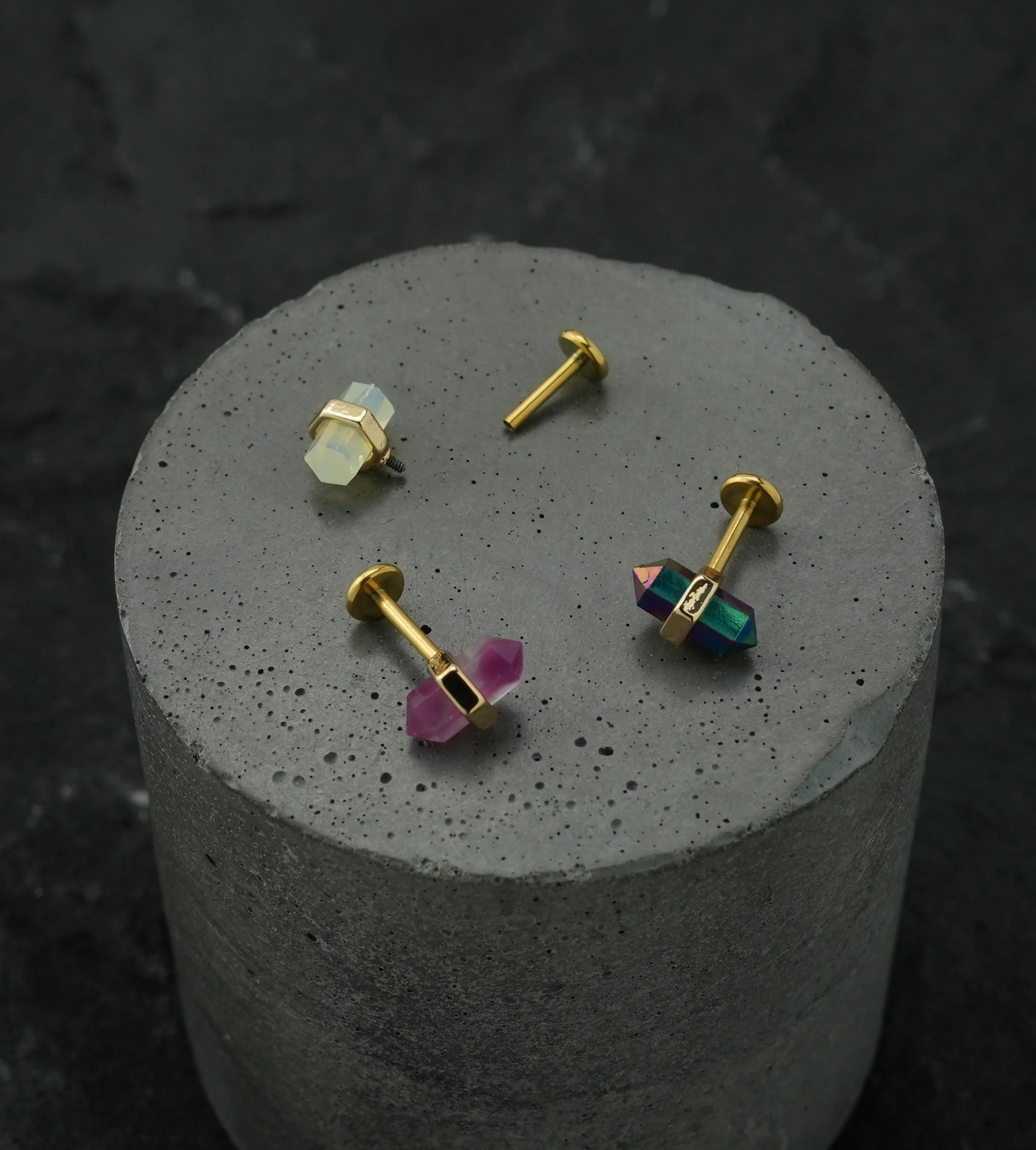 Gold PVD Blue Rainbow Aurora Crystal Stainless Steel Internally Threaded Labret - Image 2