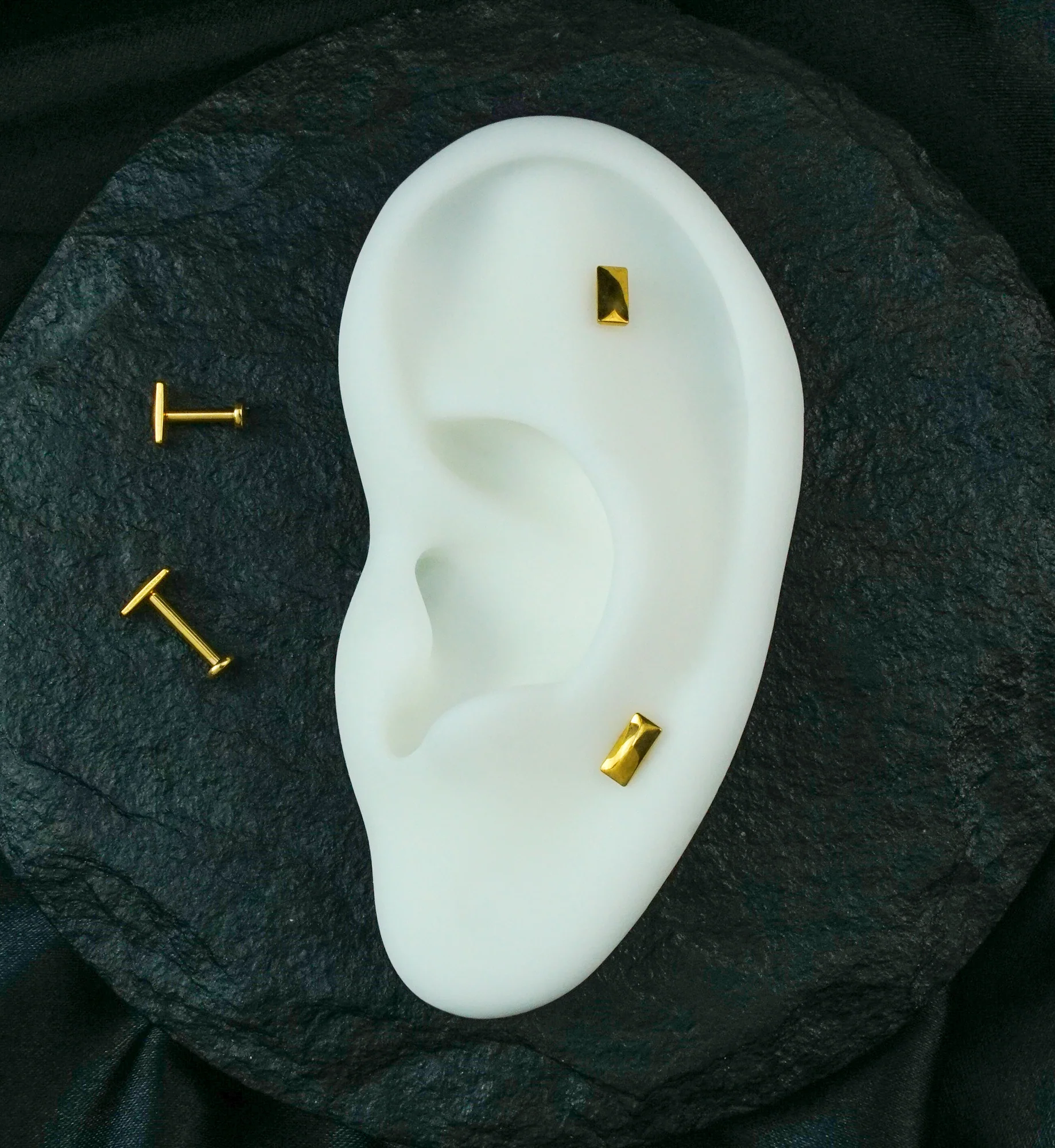 Gold PVD Stake Internally Threaded Titanium Flat Disk Labret - Image 2