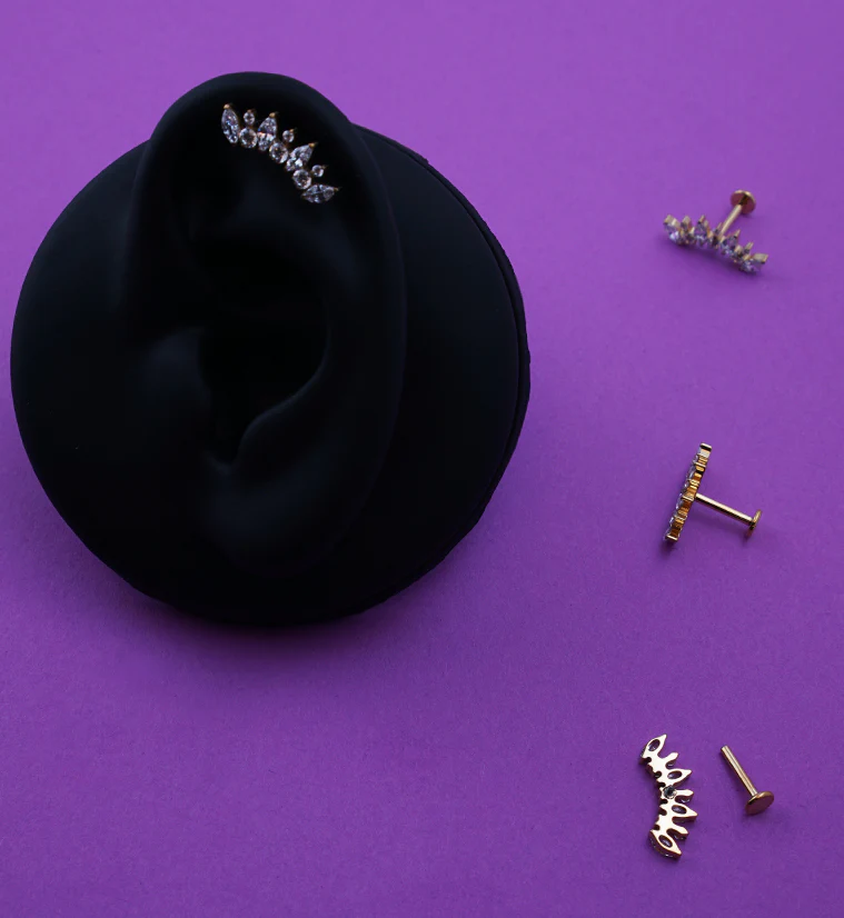 Gold PVD Diadem Clear CZ Internally Threaded Titanium Labret - Image 3