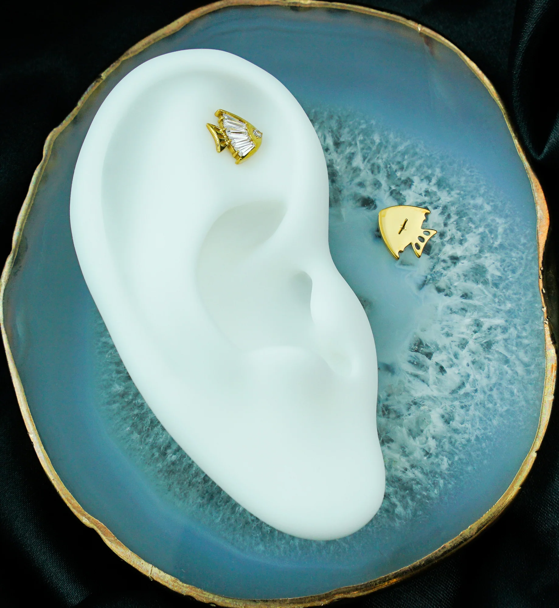 Gold PVD Fish Clear CZ Titanium Threadless Top - Image 2
