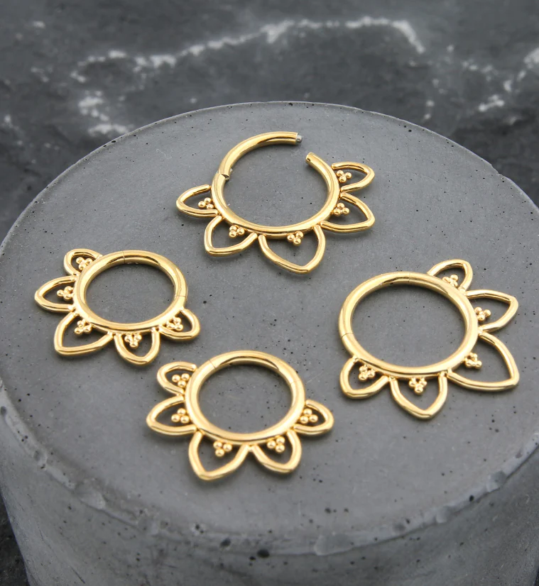 Gold PVD Flower Trace Titanium Hinged Segment Ring - Image 2