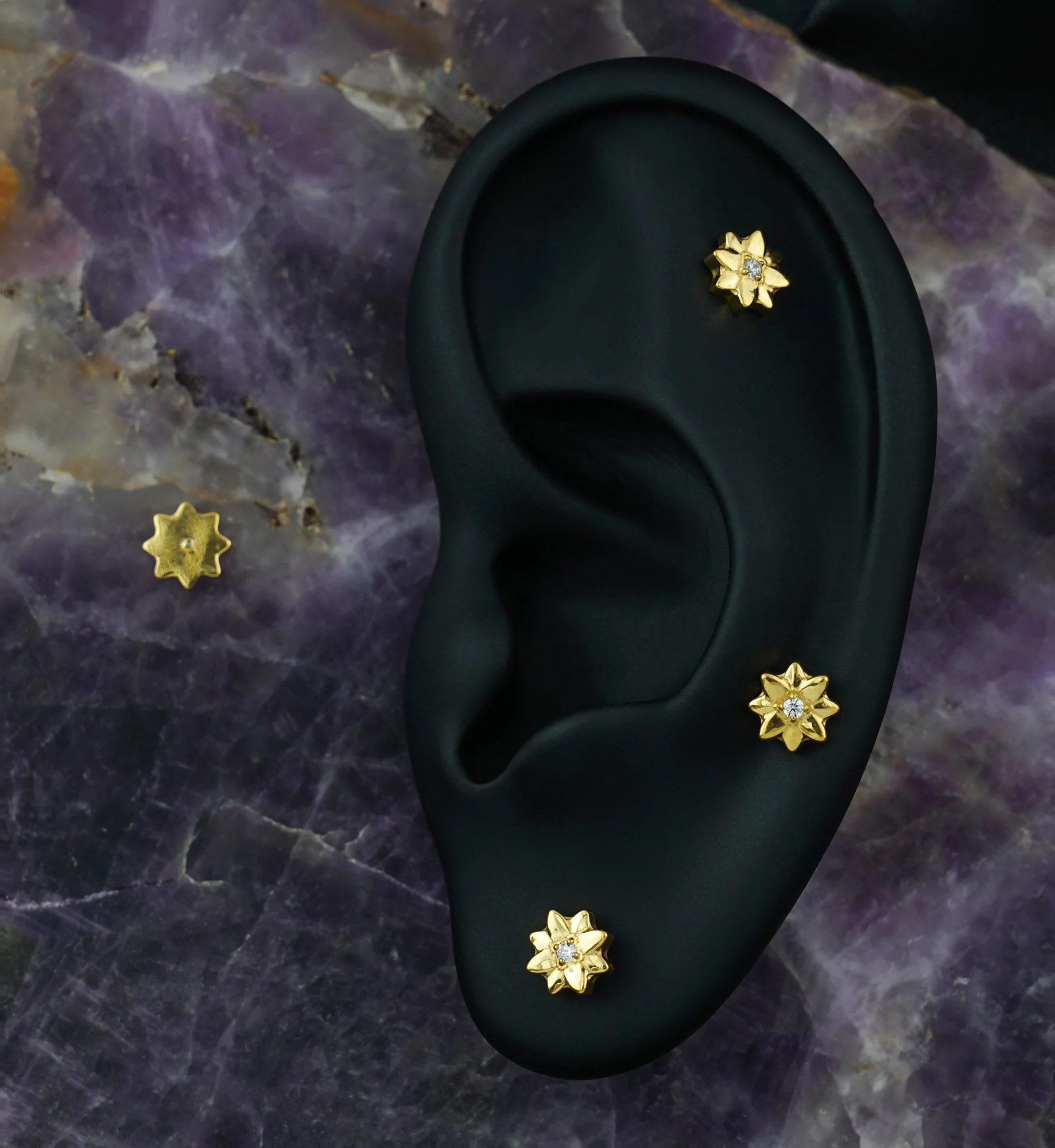 Gold PVD Geo Daisy Clear CZ Titanium Threadless Top - Image 2