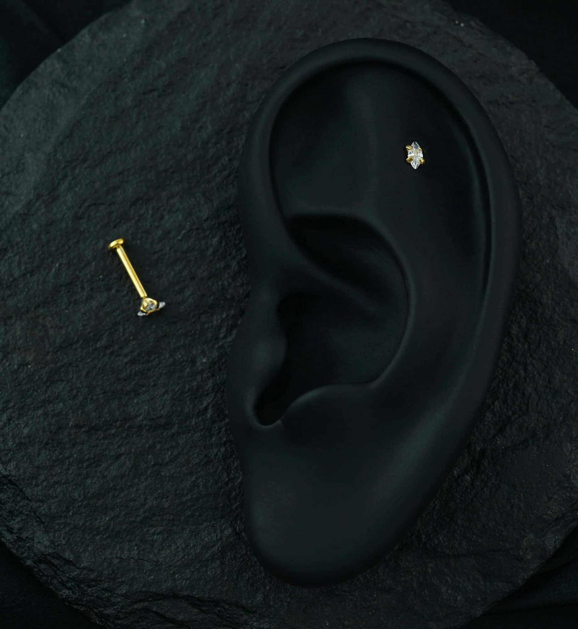Gold PVD Oval CZ Prong Internally Threaded Labret - Image 2