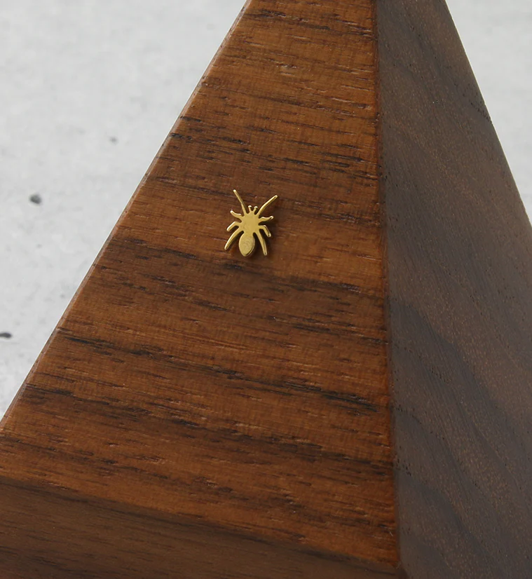 Gold PVD Spider Threadless Titanium Top - Image 2