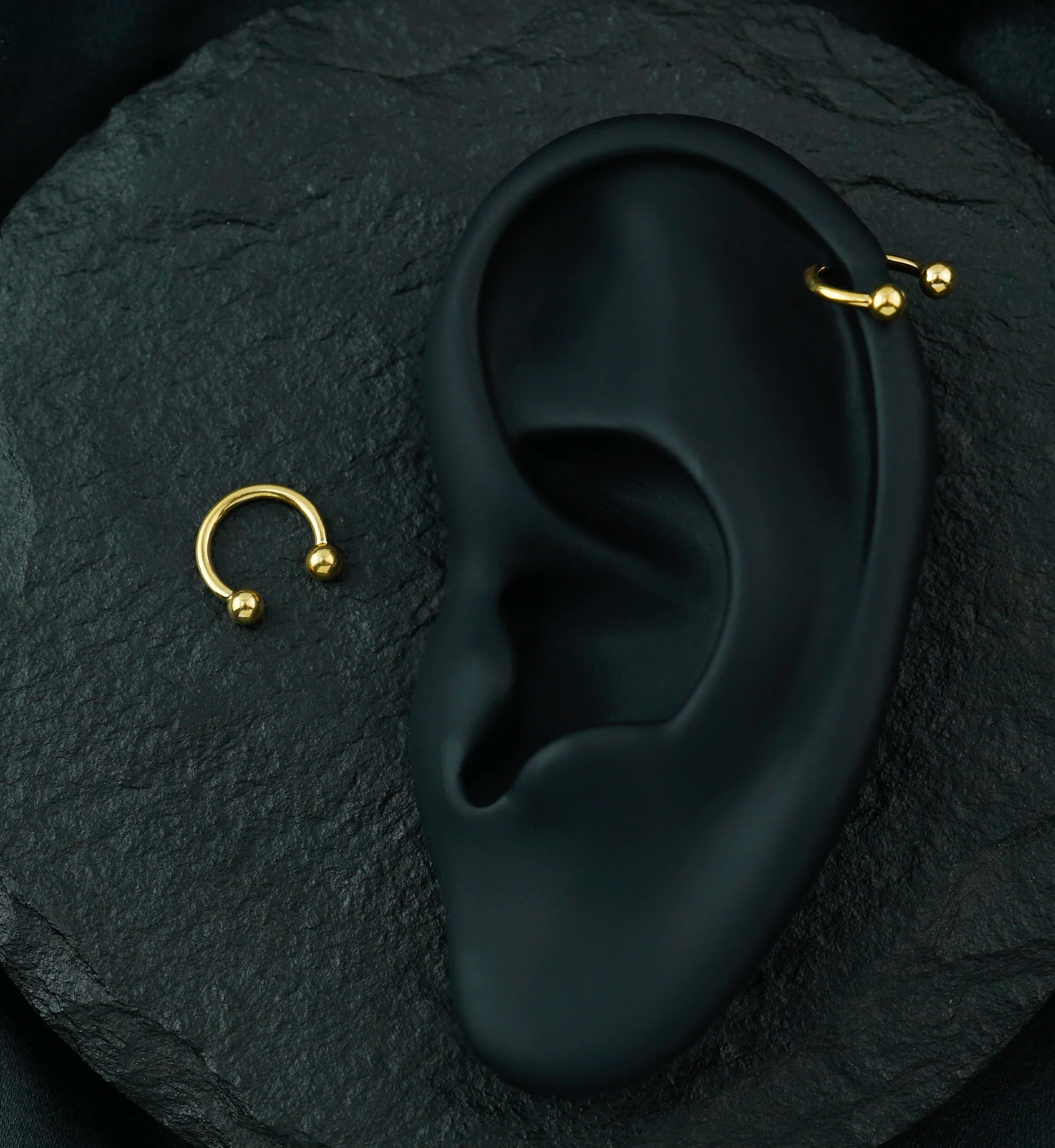 Gold PVD Titanium Circular Barbell - Image 4