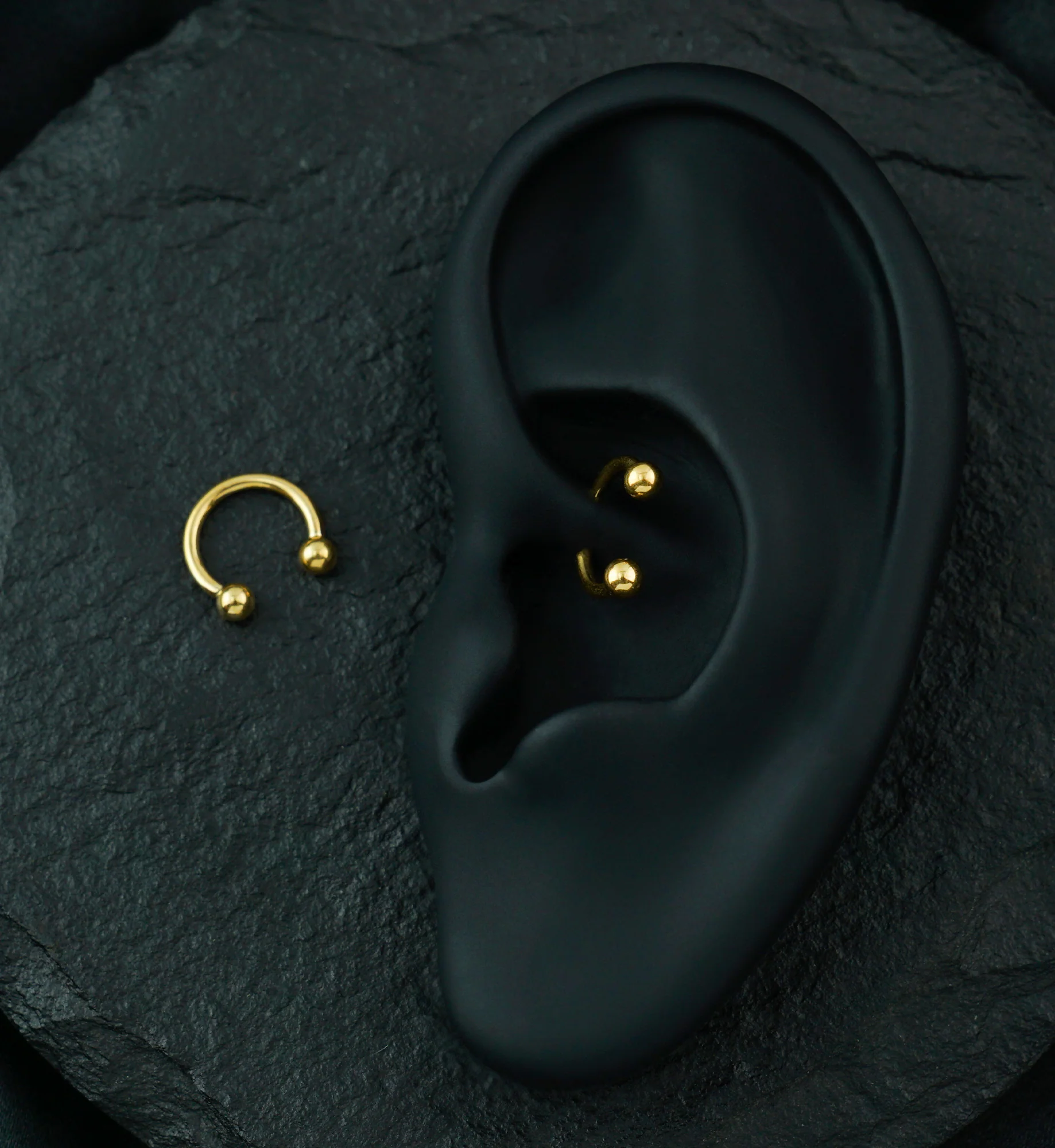 Gold PVD Titanium Circular Barbell - Image 6