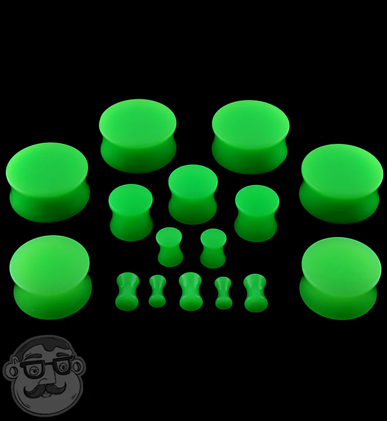 Green Double Flare Solid Plugs - Image 2