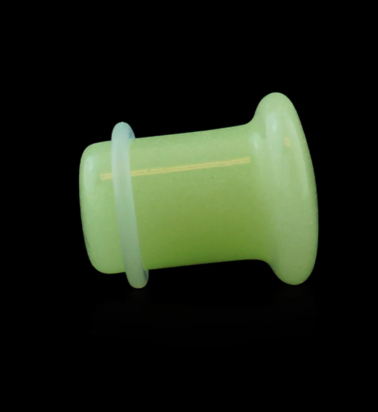 Green Glow in the Dark Glass Plugs - Single Flare - Image 6