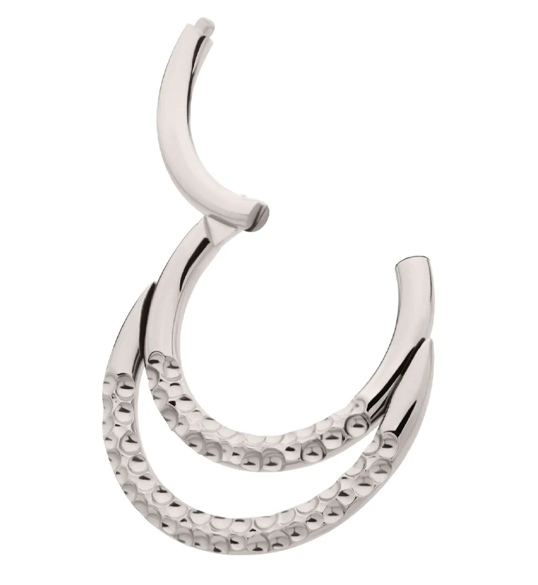 Hammered Double Hoop Titanium Hinged Segment Ring - Image 3