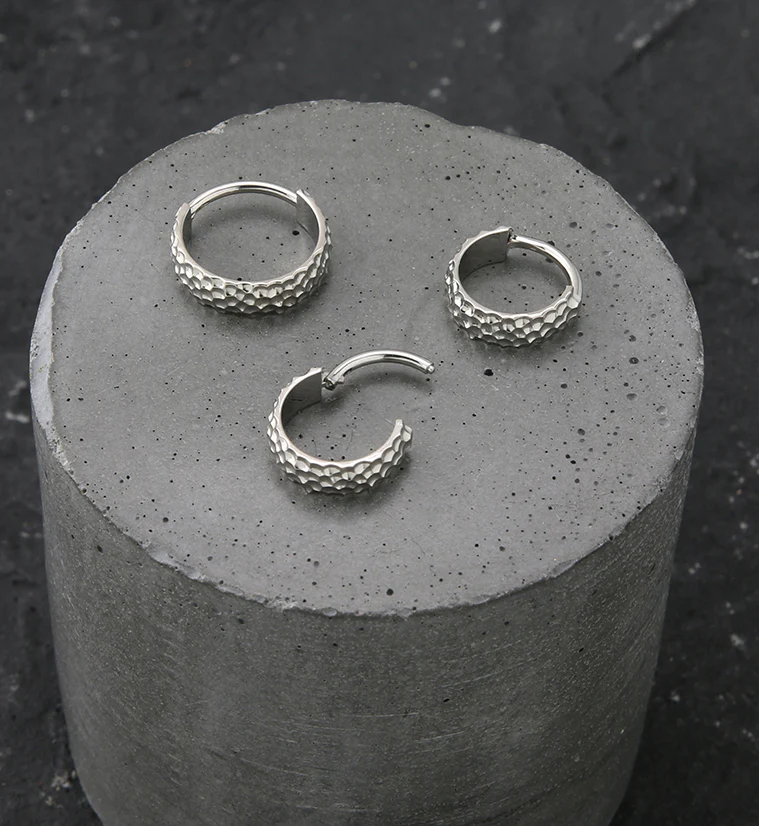 Hammered Titanium Hinged Segment Ring - Image 2