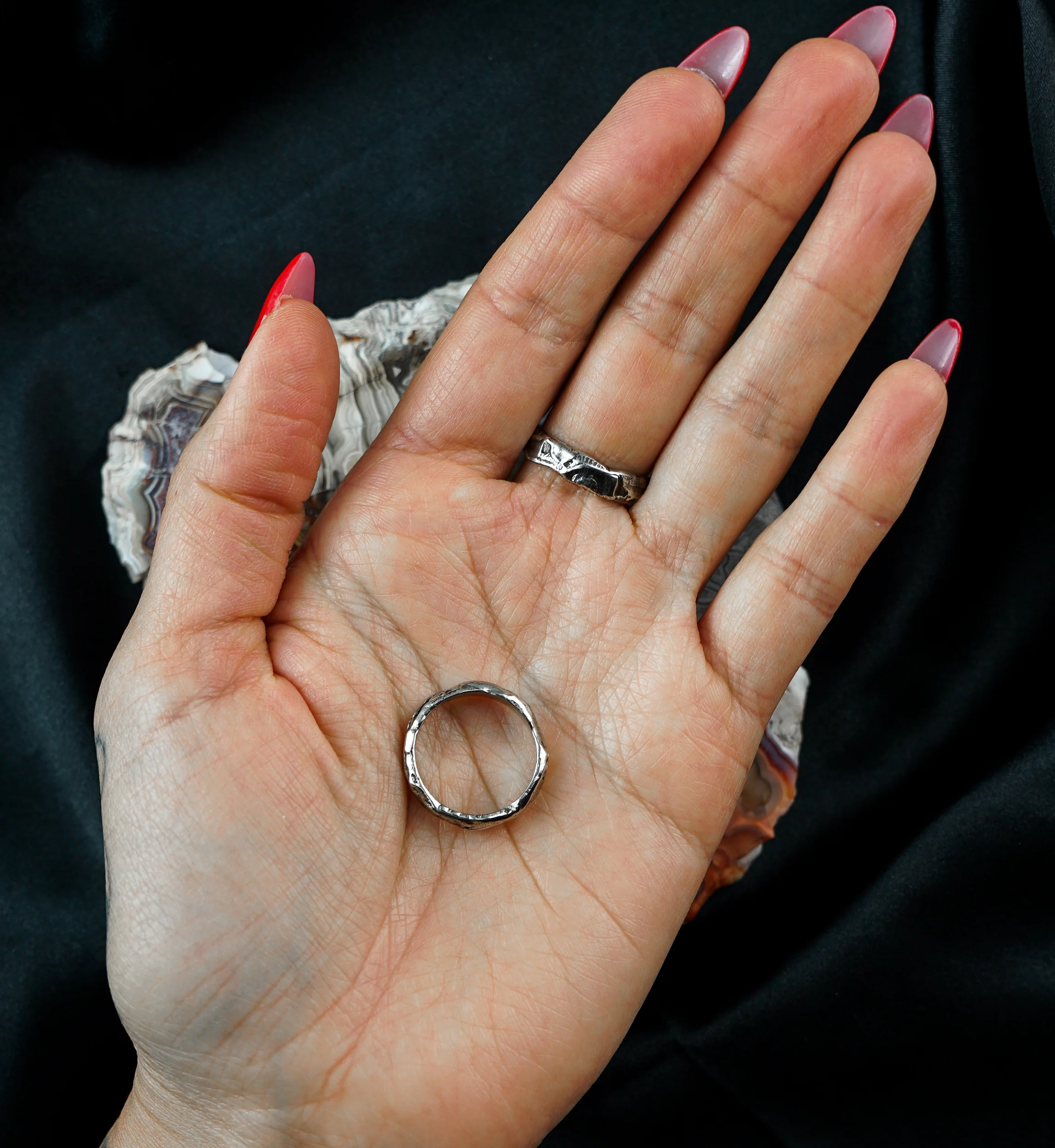 Hammered White Brass Ring - Image 4