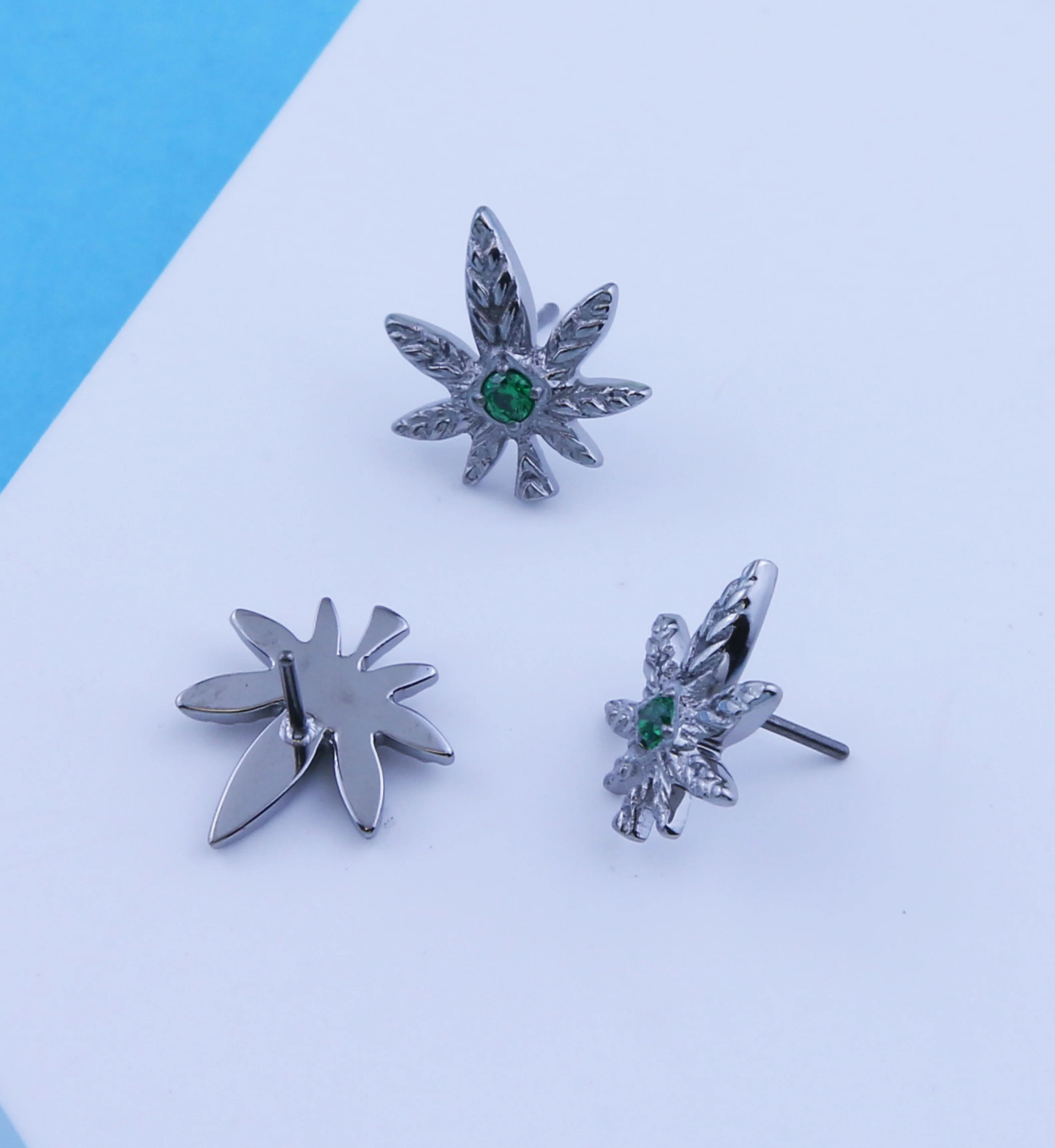 Cannabis Leaf Green CZ Titanium Threadless Top - Image 2