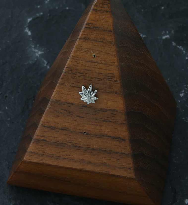 Hemp Leaf Threadless Titanium Top - Image 2
