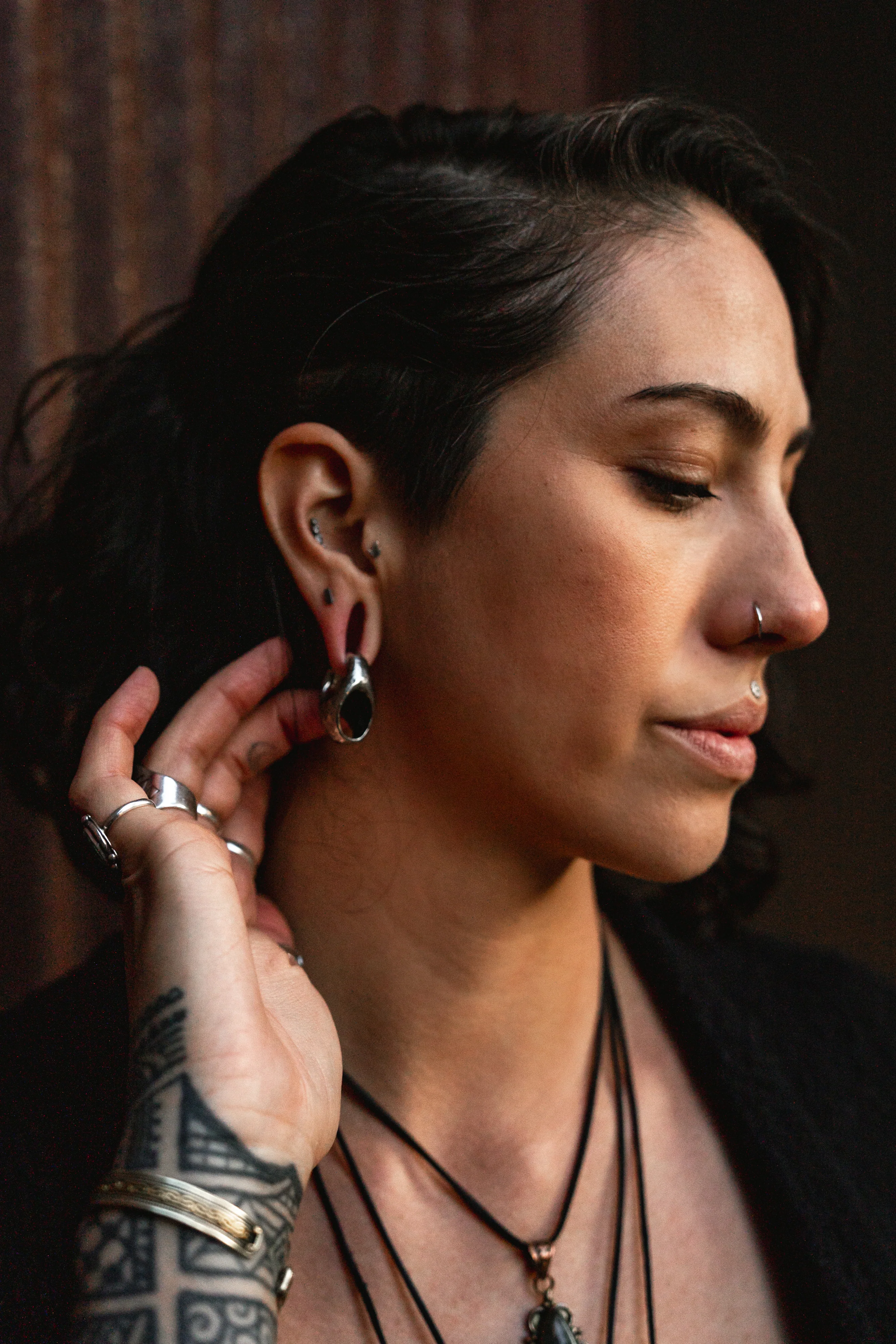 Salient White Brass Hinged Ear Weights - Image 5
