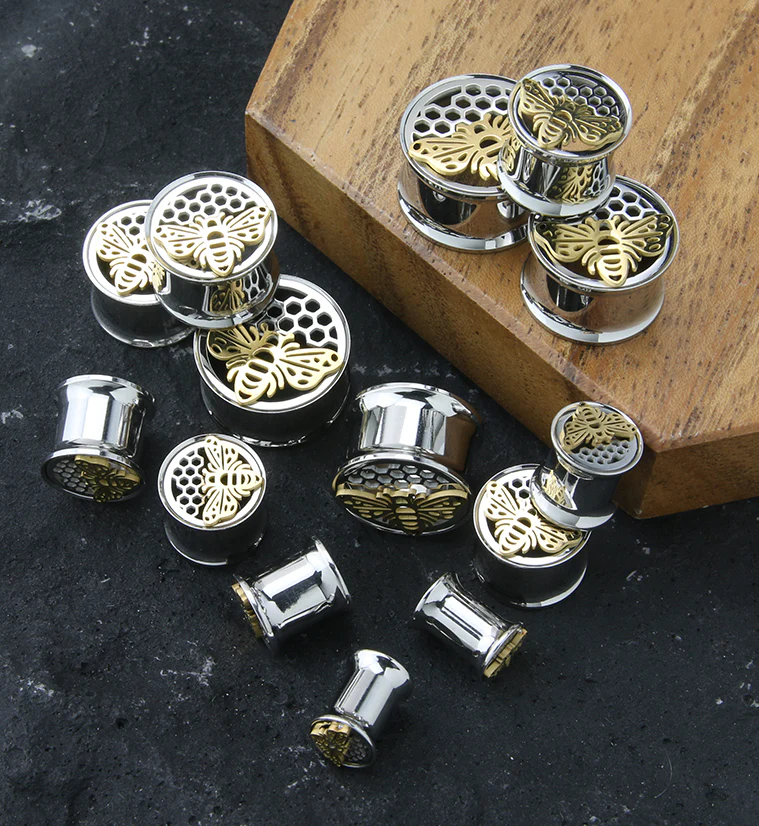 Honeycomb Bee Stainless Steel Double Flare Tunnel Plugs - Image 3