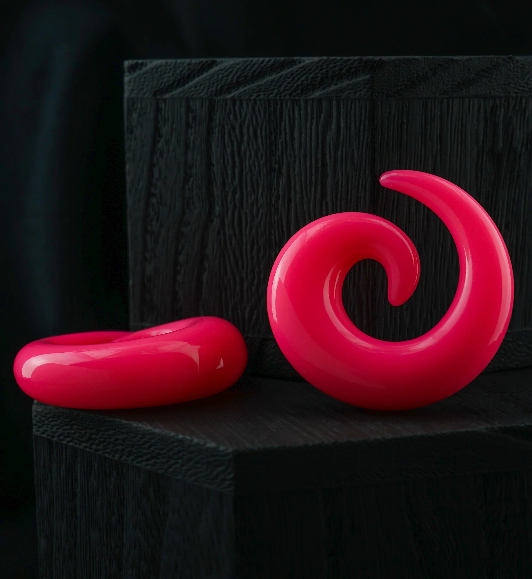 Hot Pink Acrylic Spirals - Image 2
