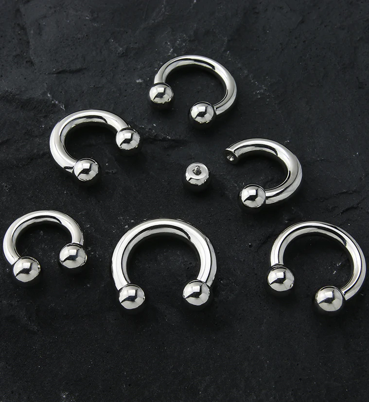 Internally Threaded Titanium Circular Barbell - Image 5