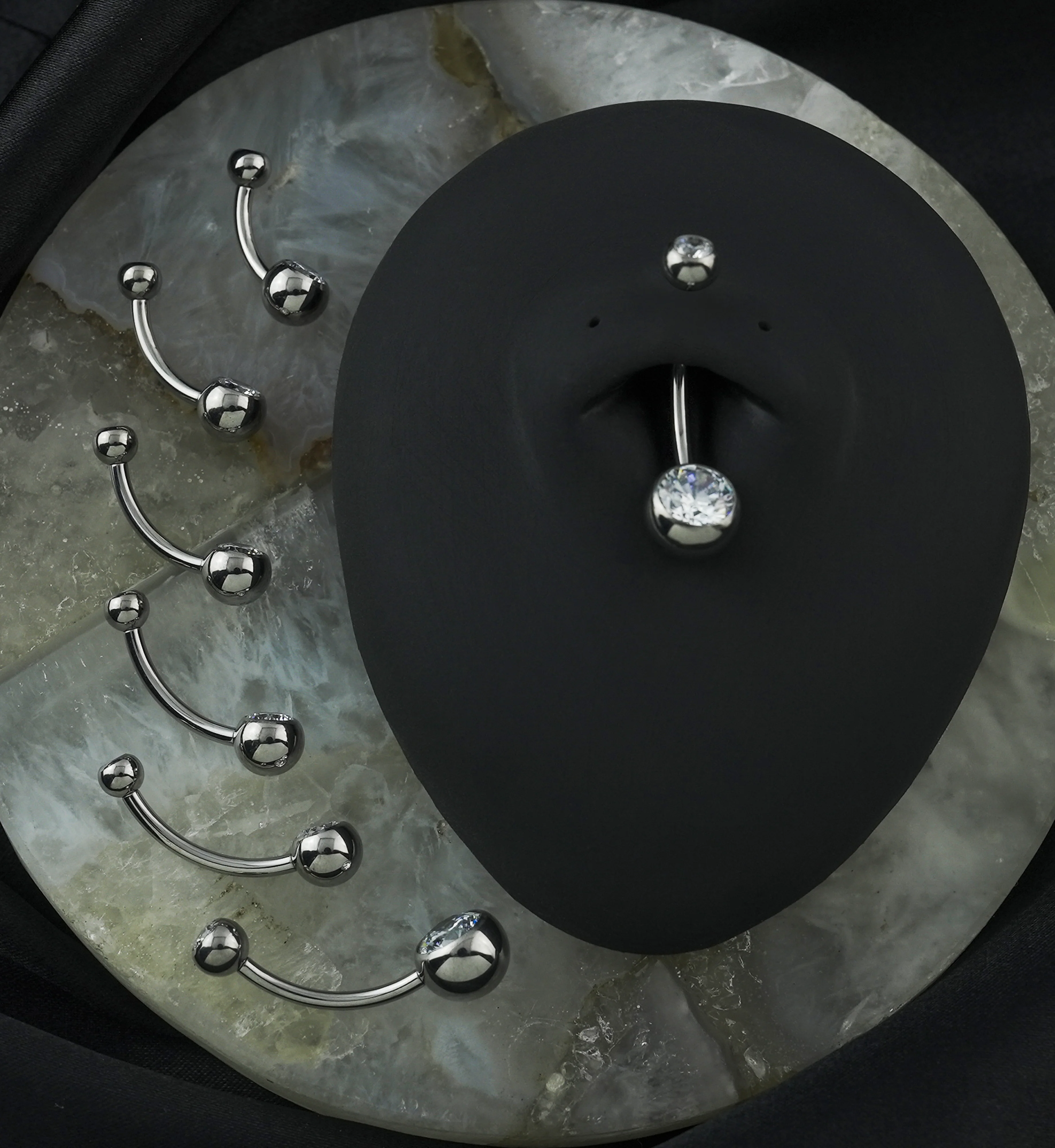 Internally Threaded Titanium CZ Belly Button Ring - Image 2