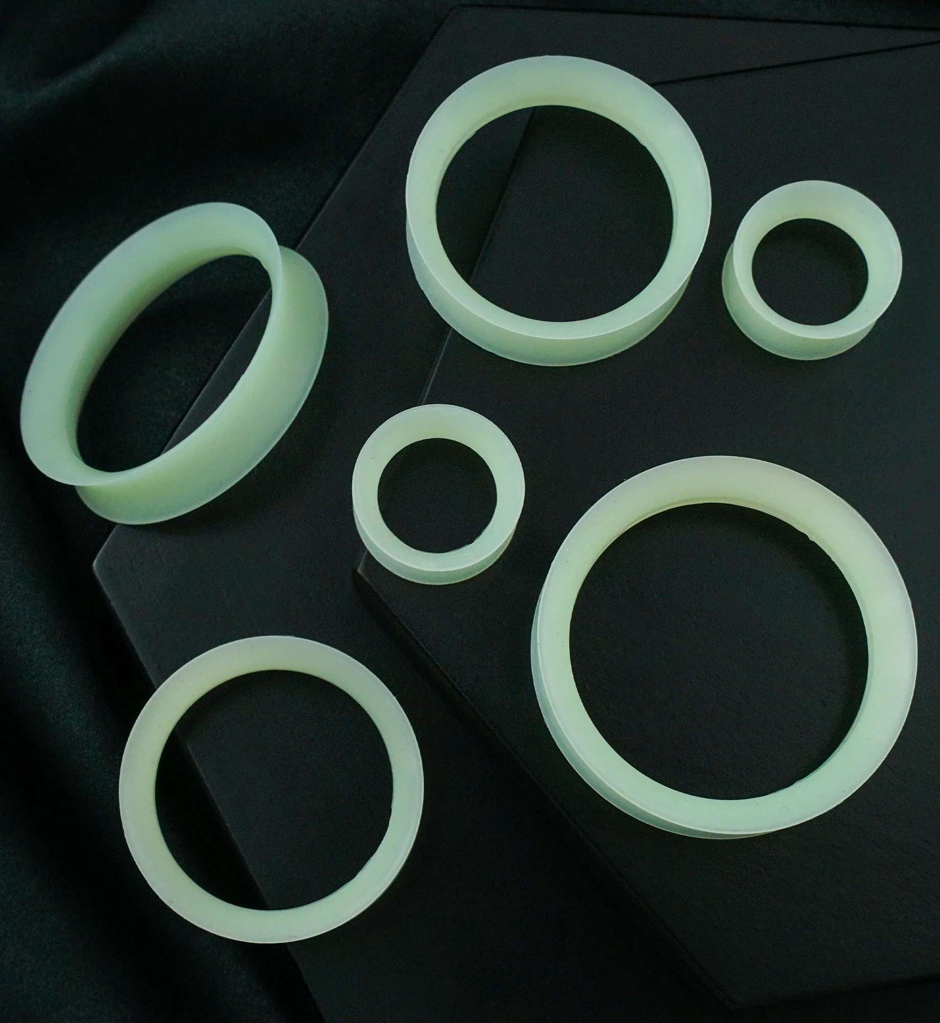 Kaos Blue Solar Silicone Skin Eyelets - Image 5