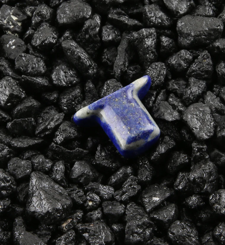 Lapis Lazuli Stone Labret Plug - Image 3