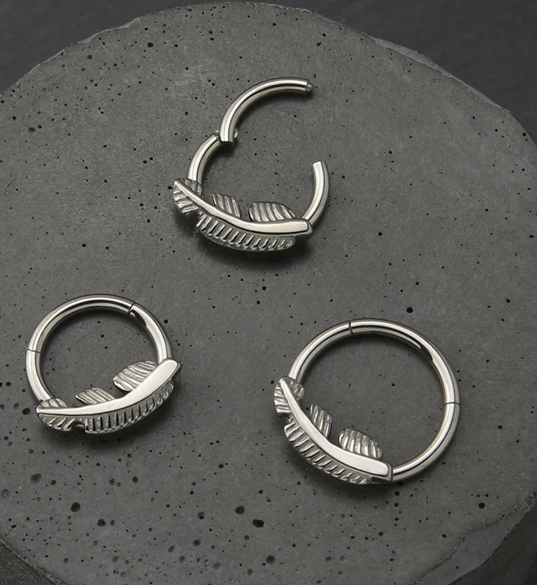 Leaf Titanium Hinged Segment Ring - Image 2