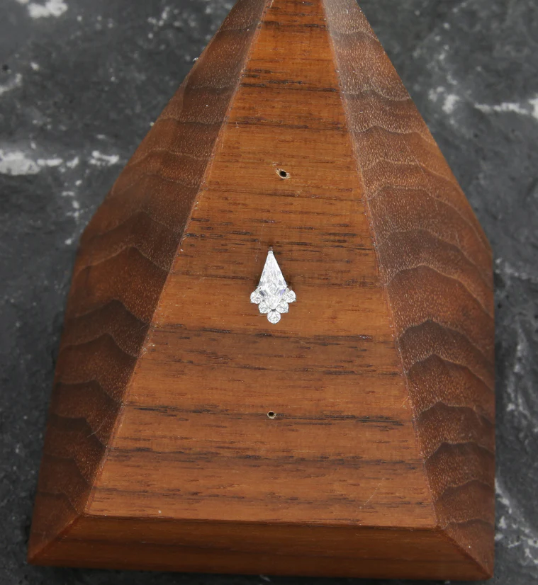 Narrow Adorn Clear CZ Threadless Titanium Top - Image 2
