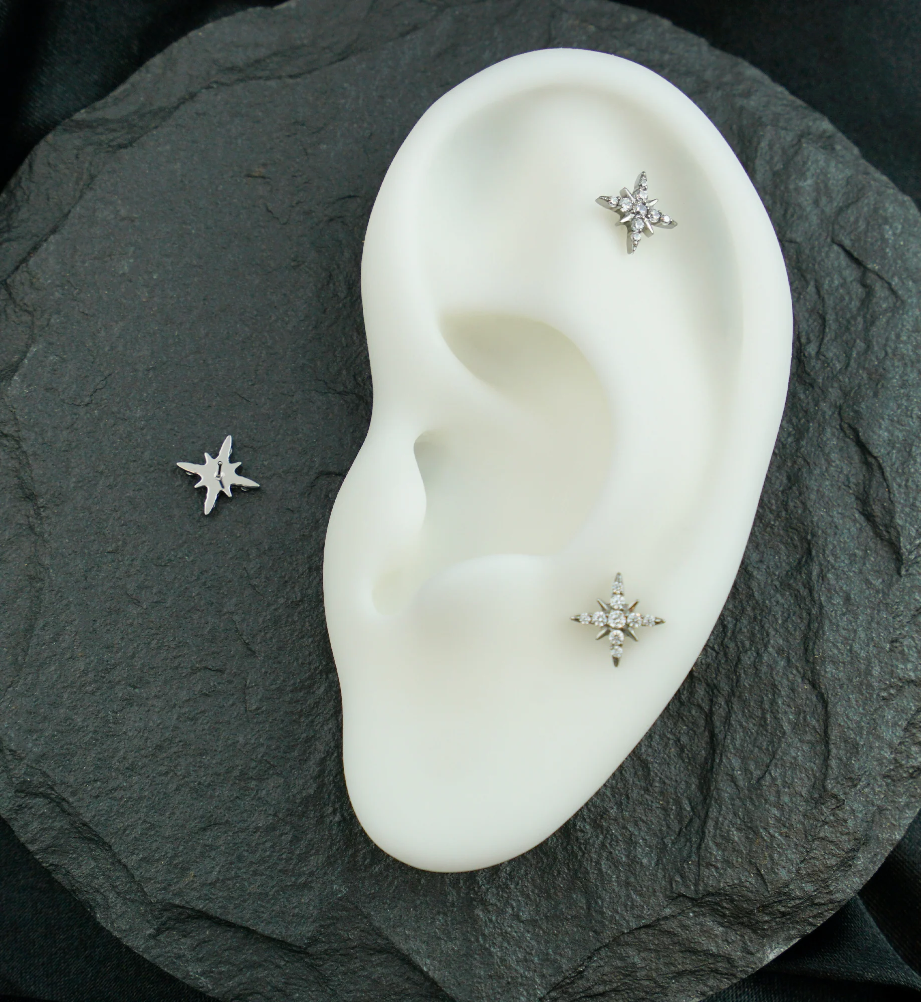 North Star Burst Clear CZ Titanium Threadless Top - Image 2