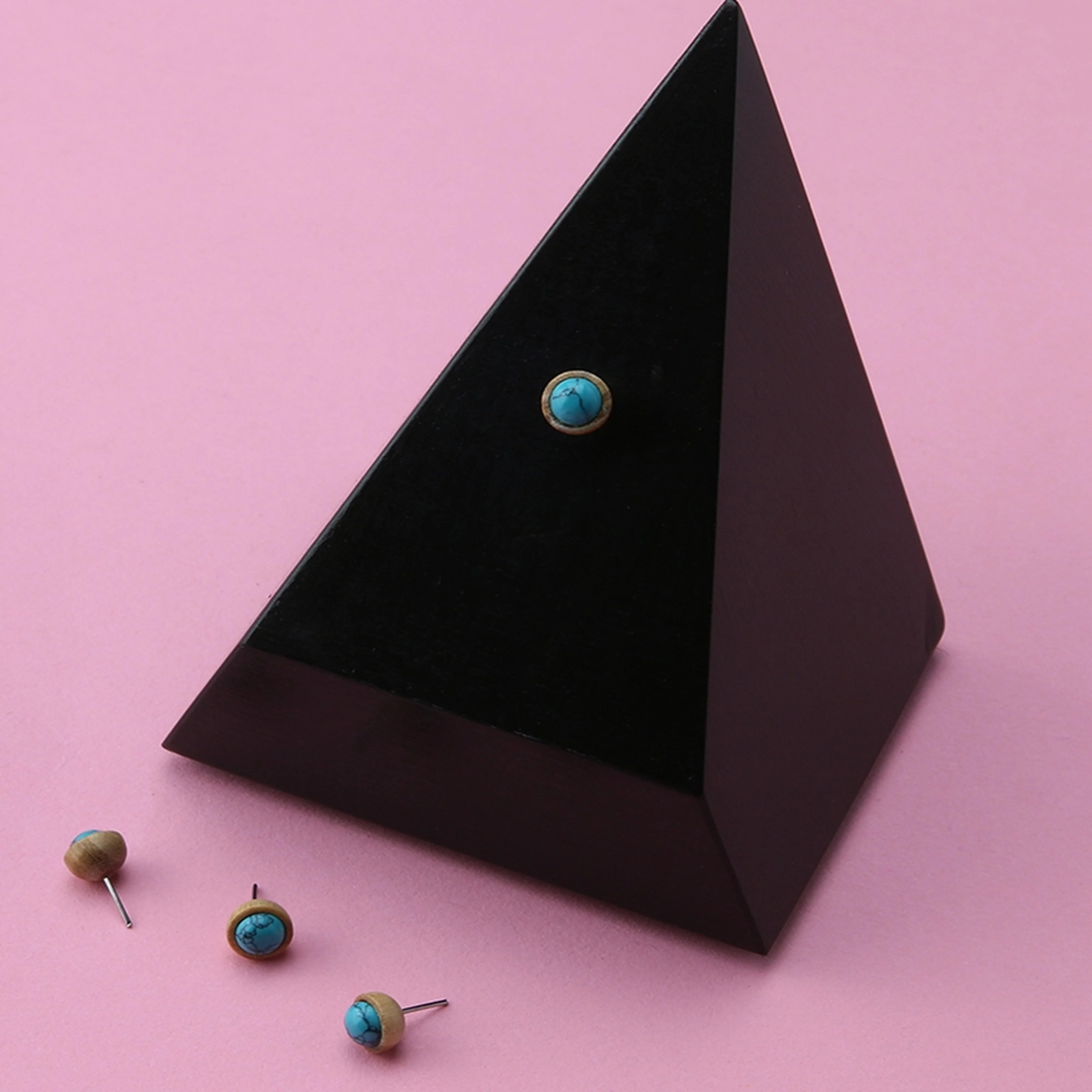 Olive Wood Turquoise Inlay Threadless Top
