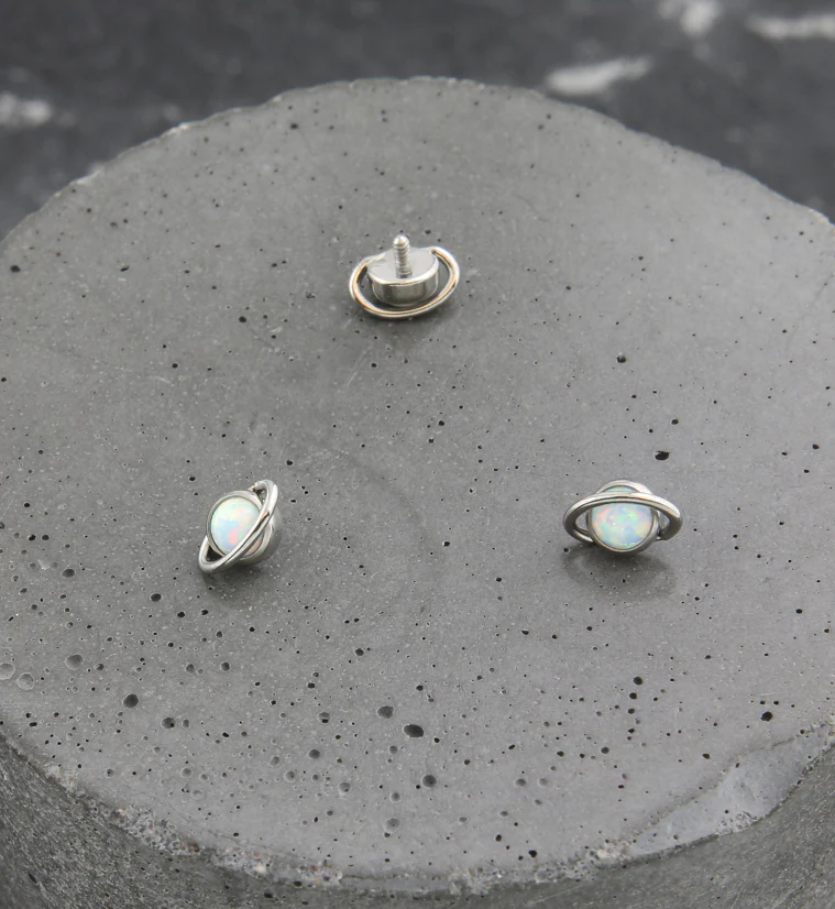 Orbit White Opalite Titanium Internally Threaded Top - Image 2