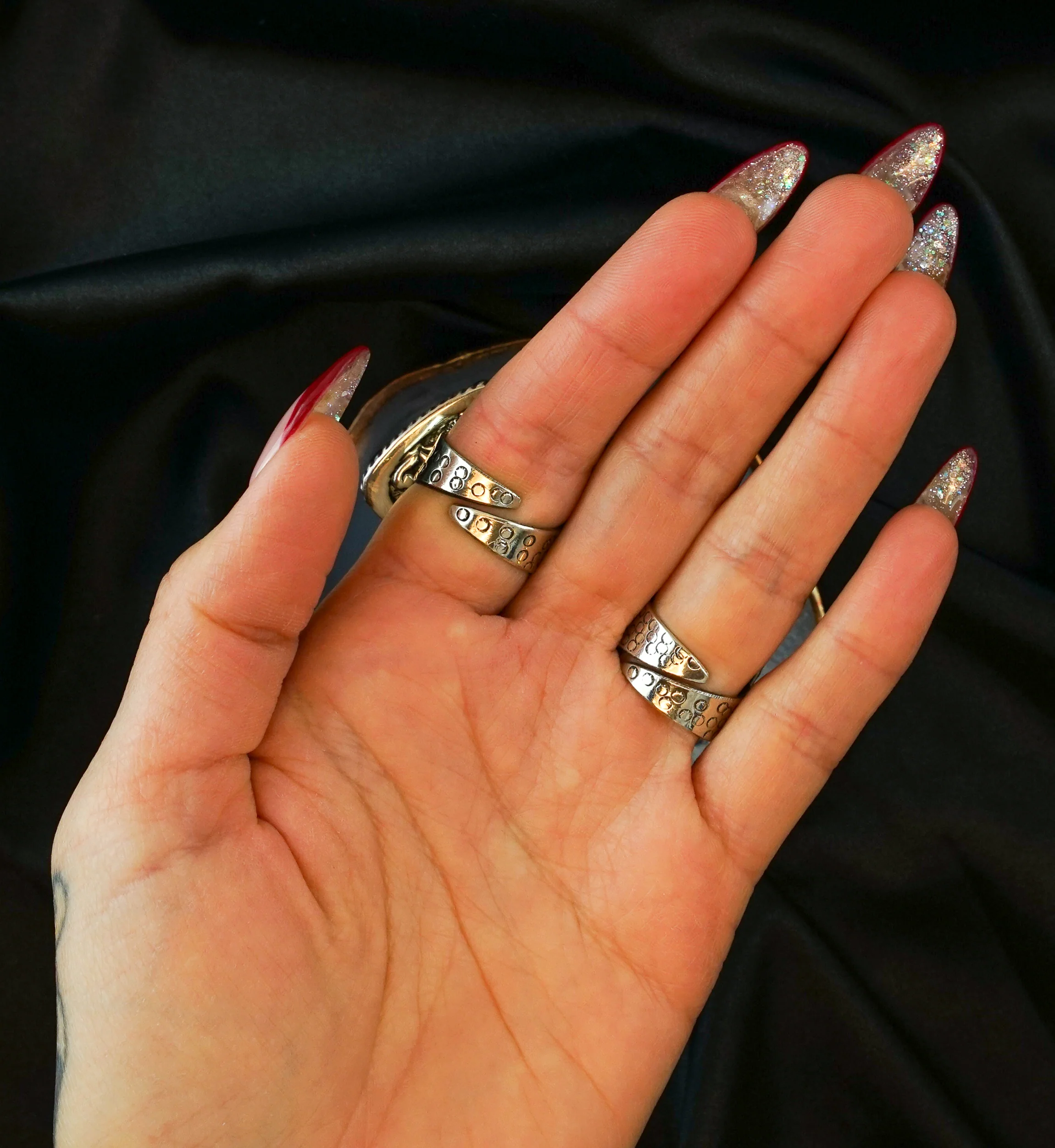 Ornate Crazy Lace Agate Stone White Brass Ring - Image 2
