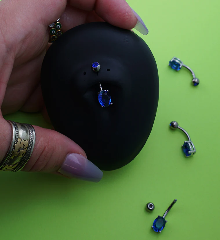 Oval Prong Dark Blue CZ Titanium Belly Button Ring - Image 2