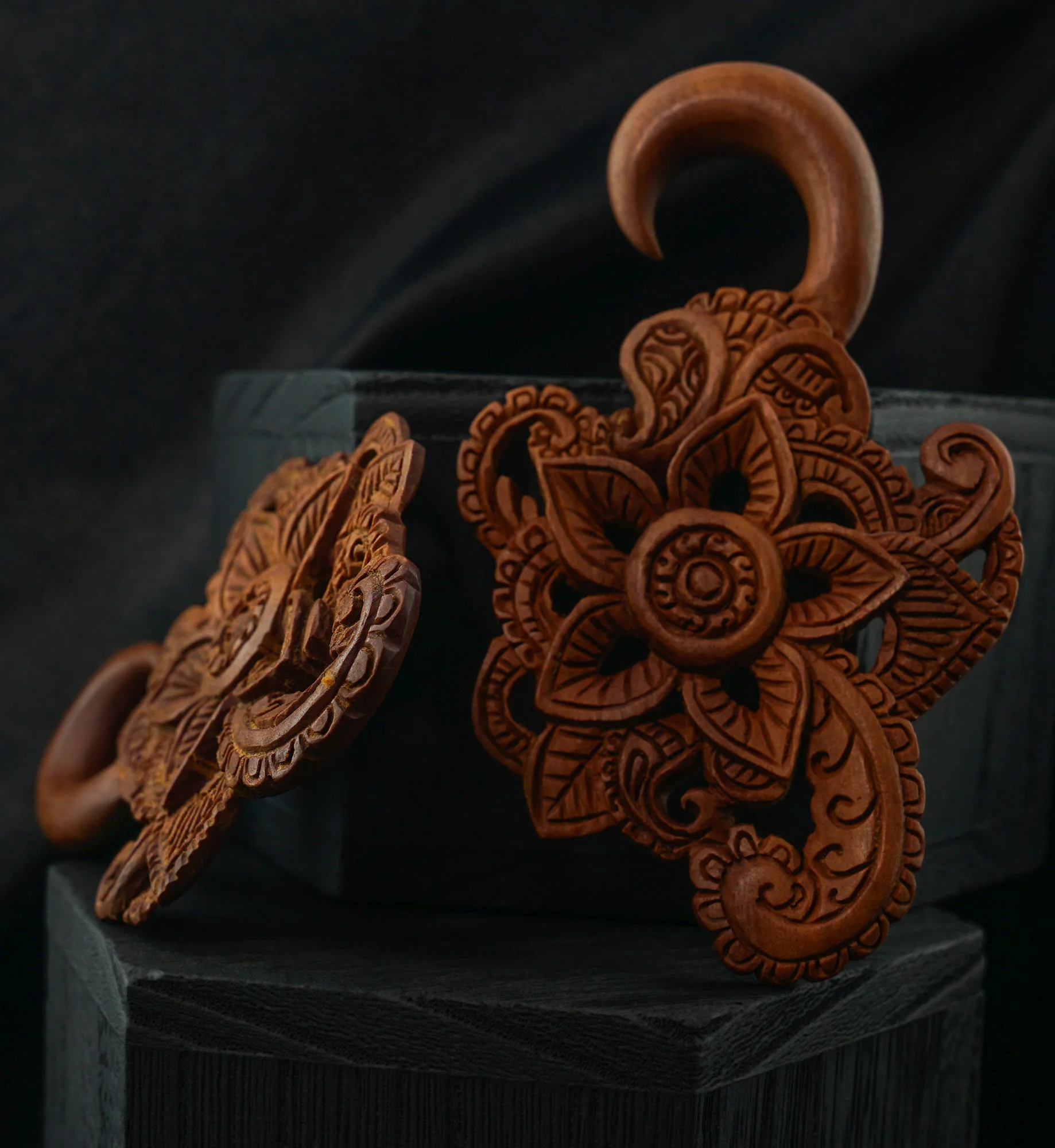 Paisley Wooden Hangers - Image 2
